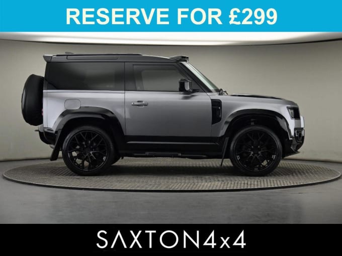 2025 Land Rover Defender 90