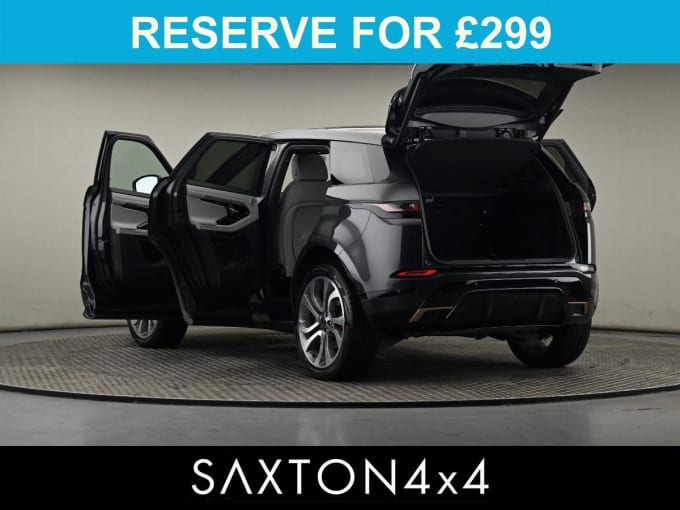 2025 Land Rover Range Rover Evoque