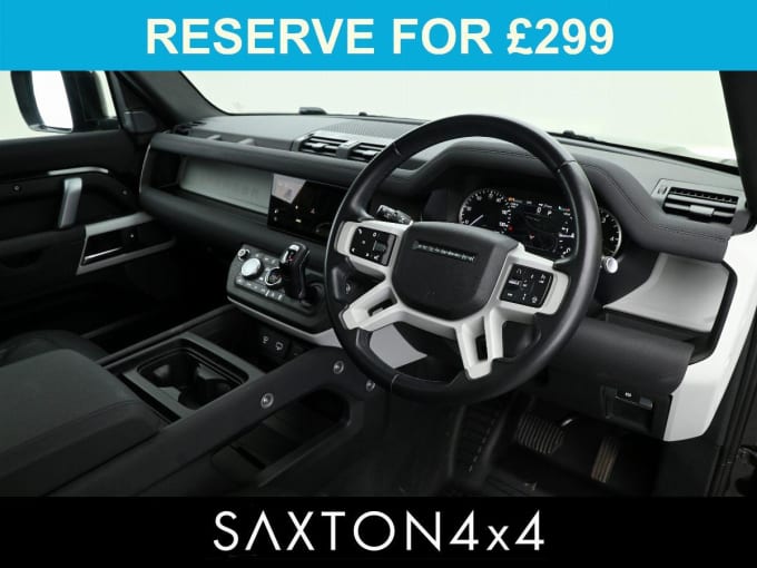2025 Land Rover Defender 110