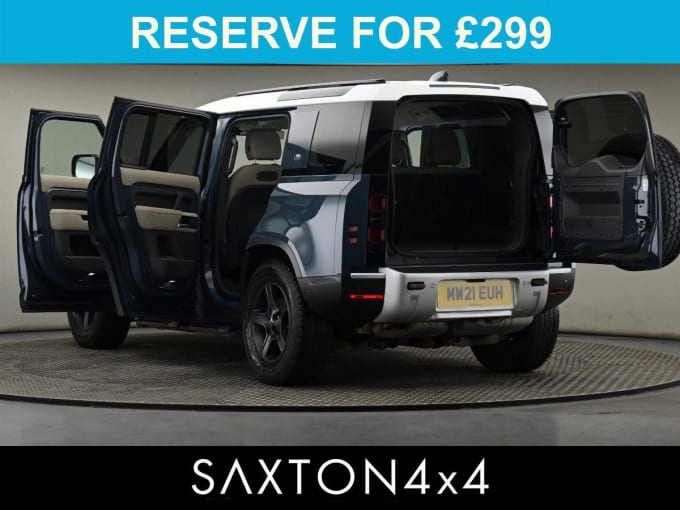 2025 Land Rover Defender 110