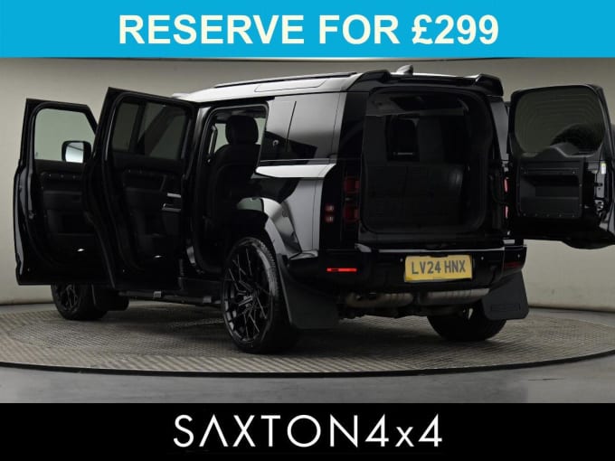 2025 Land Rover Defender 110