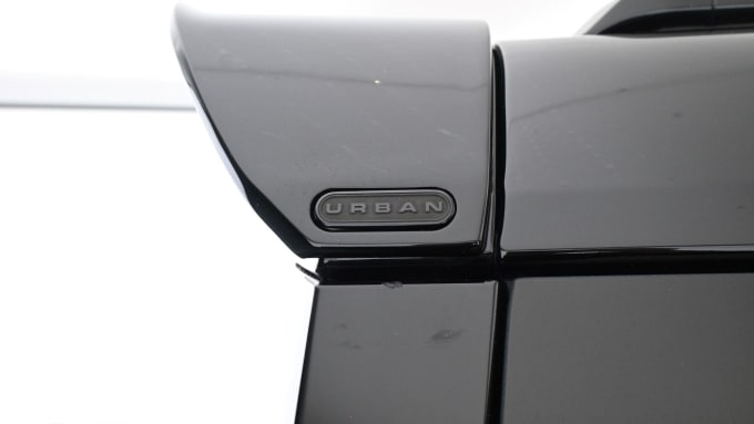 2025 Land Rover Defender 110