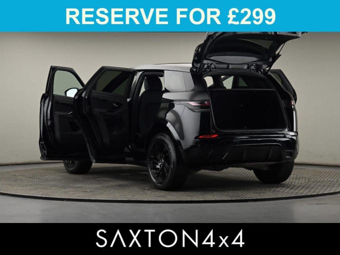 2025 Land Rover Range Rover Evoque