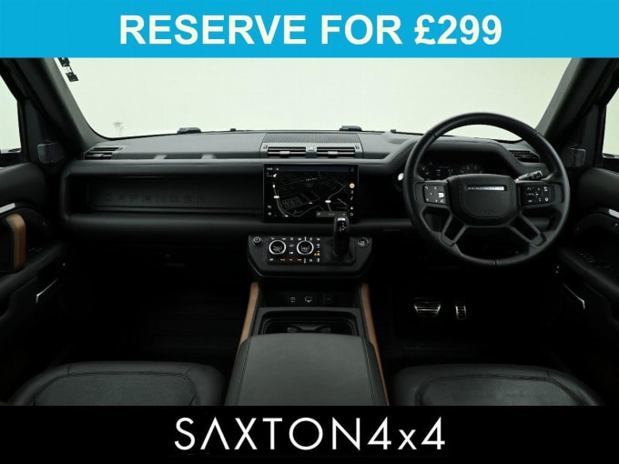 2025 Land Rover Defender 90