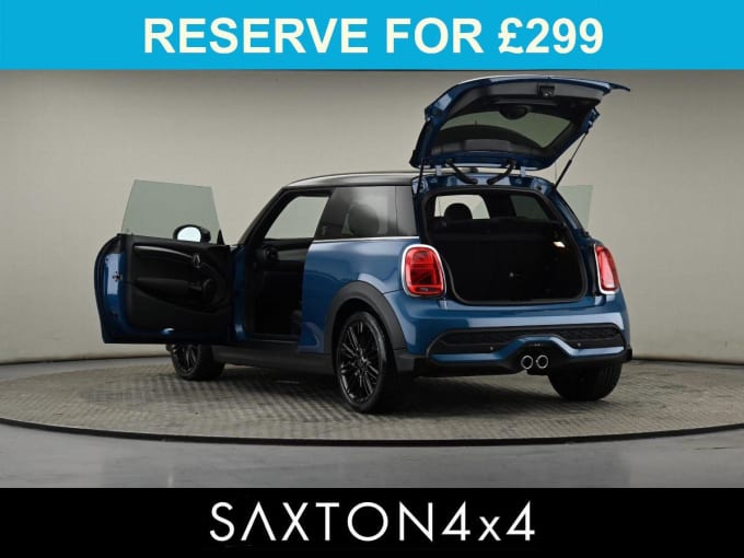 2025 Mini Hatch
