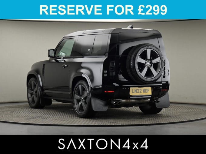 2025 Land Rover Defender 90
