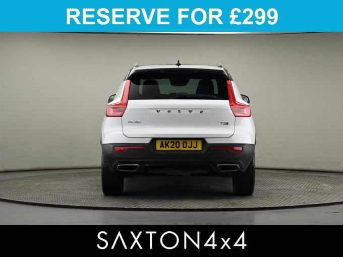 2025 Volvo Xc40