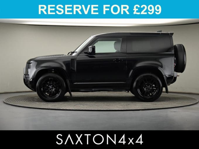 2025 Land Rover Defender 90