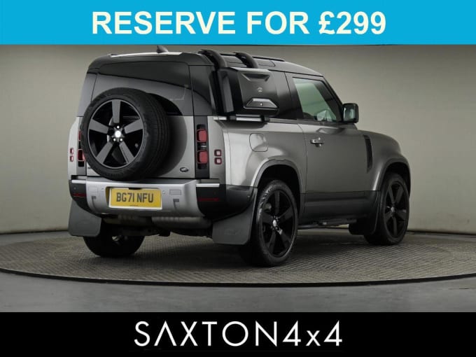 2025 Land Rover Defender 90