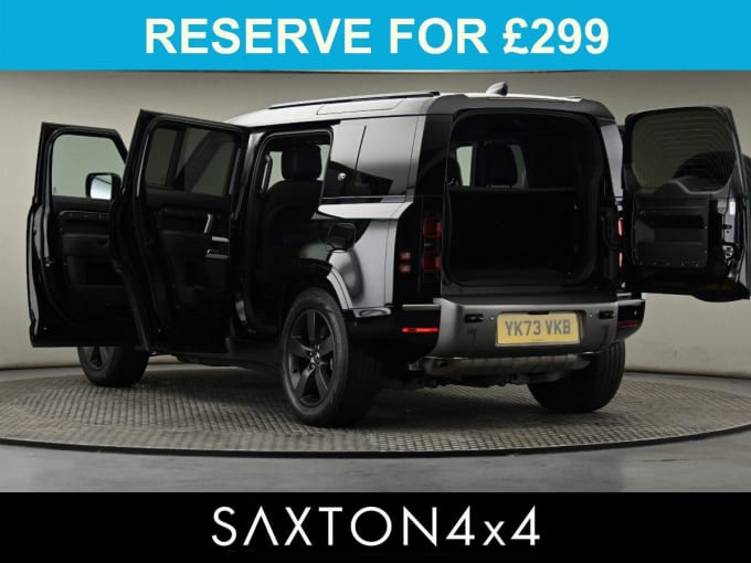 2025 Land Rover Defender 110