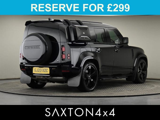 2025 Land Rover Defender 110