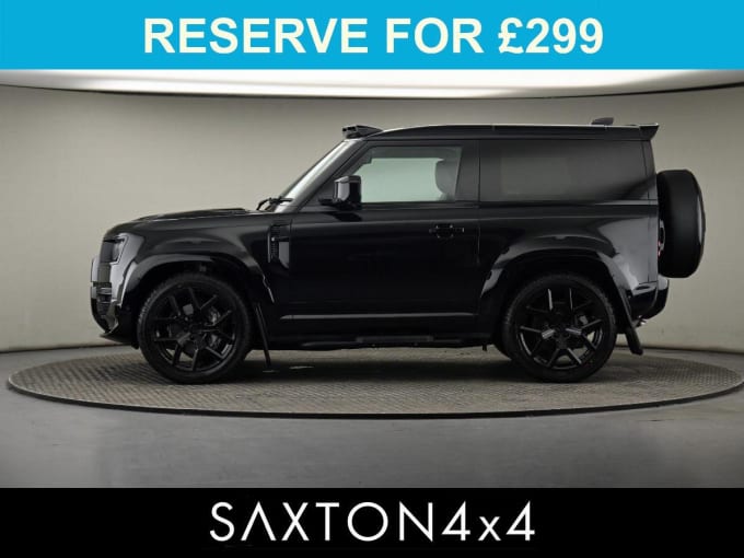 2025 Land Rover Defender 90