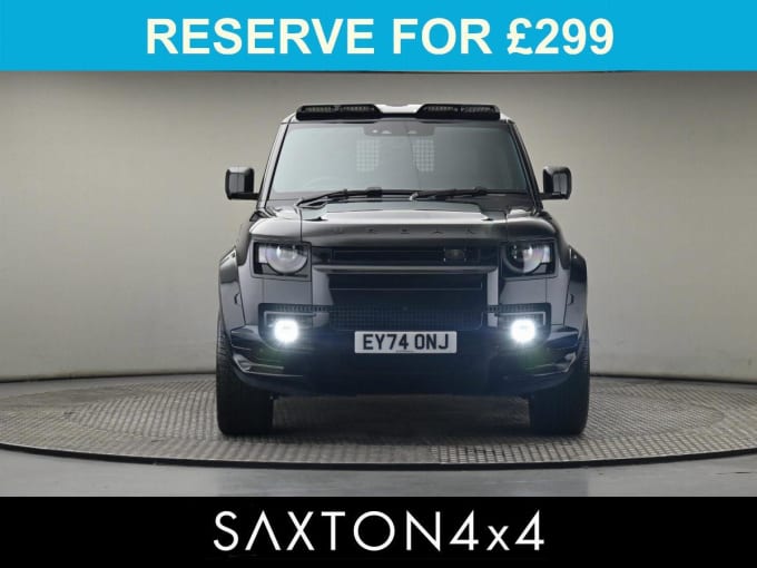 2025 Land Rover Defender 90