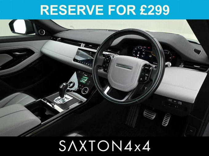2025 Land Rover Range Rover Evoque