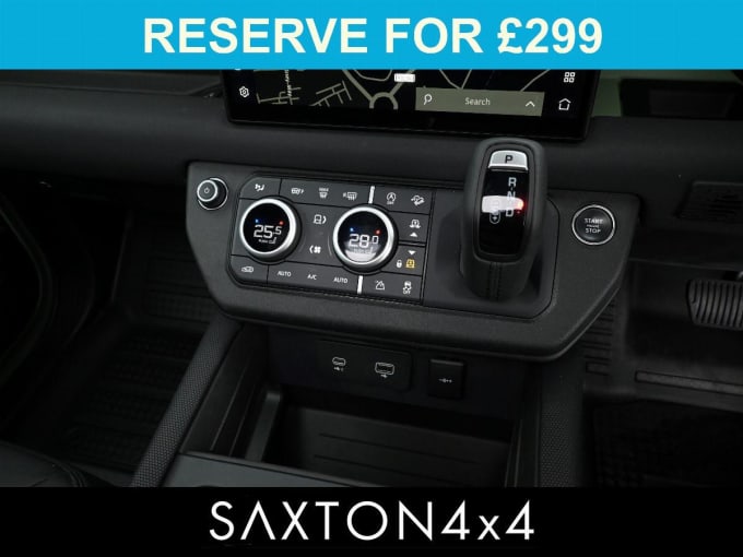 2025 Land Rover Defender 90