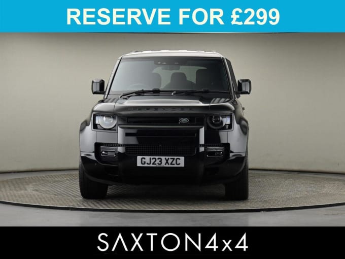 2025 Land Rover Defender 110
