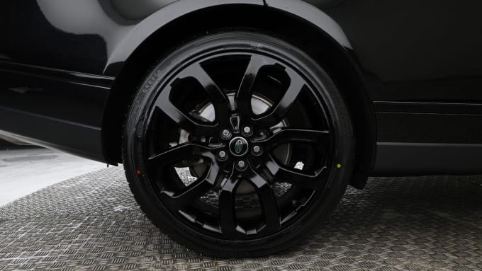2025 Land Rover Range Rover
