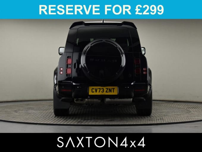 2025 Land Rover Defender 130