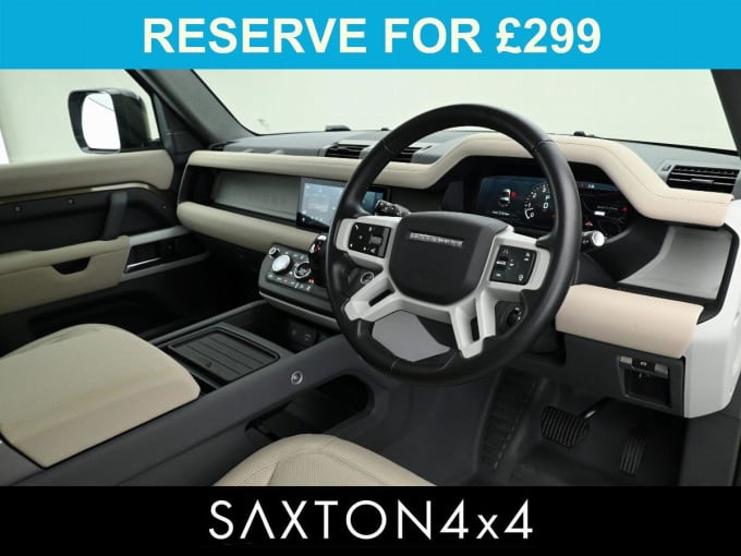 2025 Land Rover Defender 90