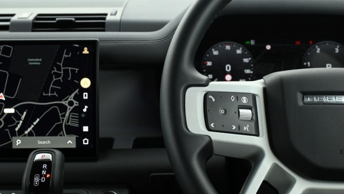 2025 Land Rover Defender 90