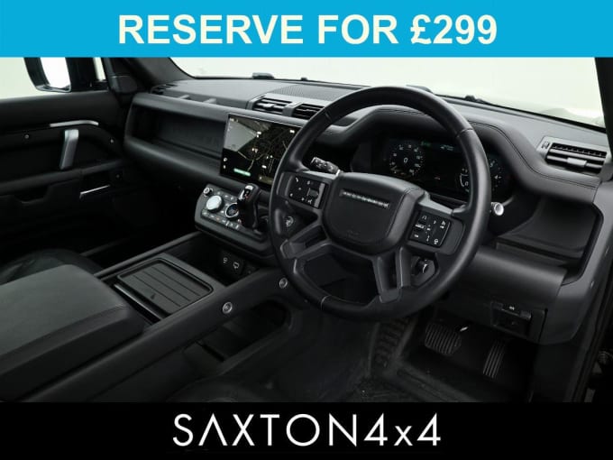 2025 Land Rover Defender 110