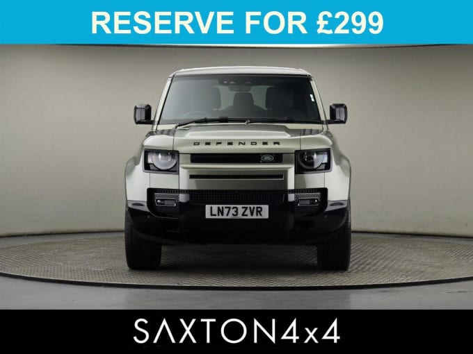 2025 Land Rover Defender 90