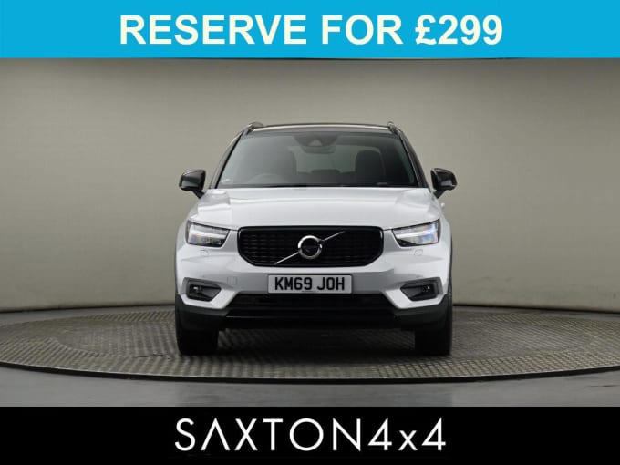 2025 Volvo Xc40
