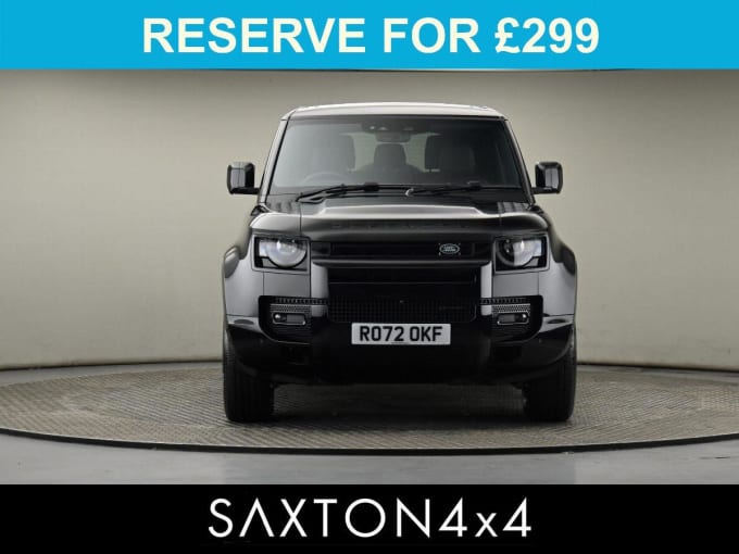 2025 Land Rover Defender 90