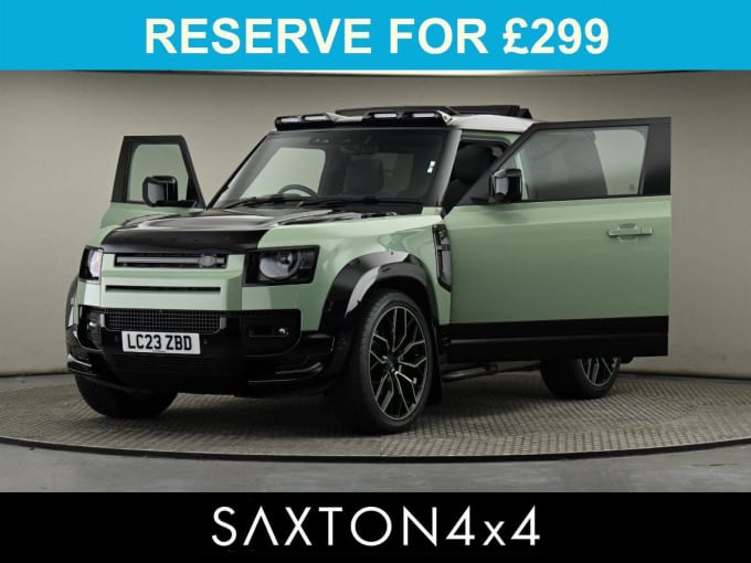 2025 Land Rover Defender 90
