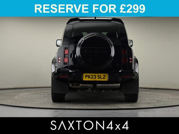 2025 Land Rover Defender 110
