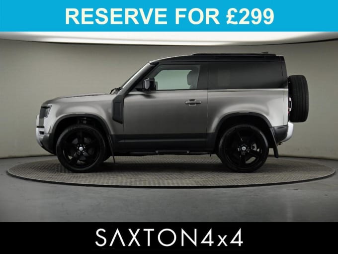 2025 Land Rover Defender 90