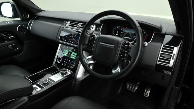 2025 Land Rover Range Rover