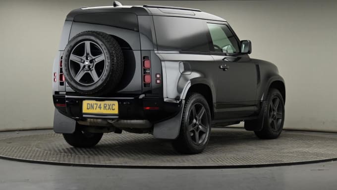 2025 Land Rover Defender 90