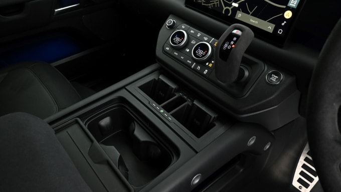 2025 Land Rover Defender 110