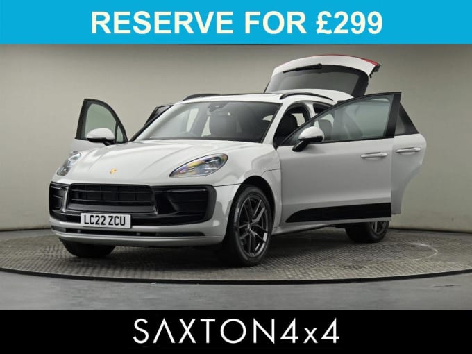 2025 Porsche Macan