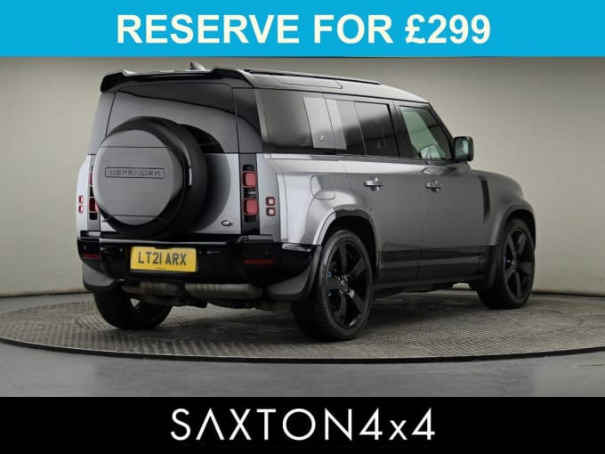 2025 Land Rover Defender 110