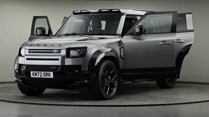 2025 Land Rover Defender 110