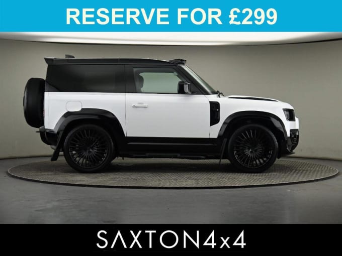 2025 Land Rover Defender 90