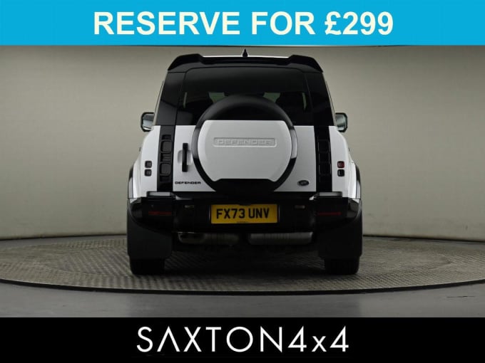 2025 Land Rover Defender 110