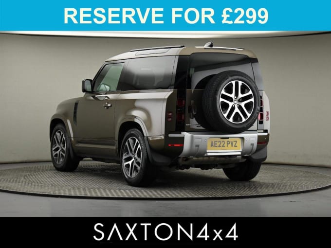 2025 Land Rover Defender 90