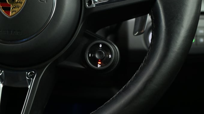 2025 Porsche Cayenne