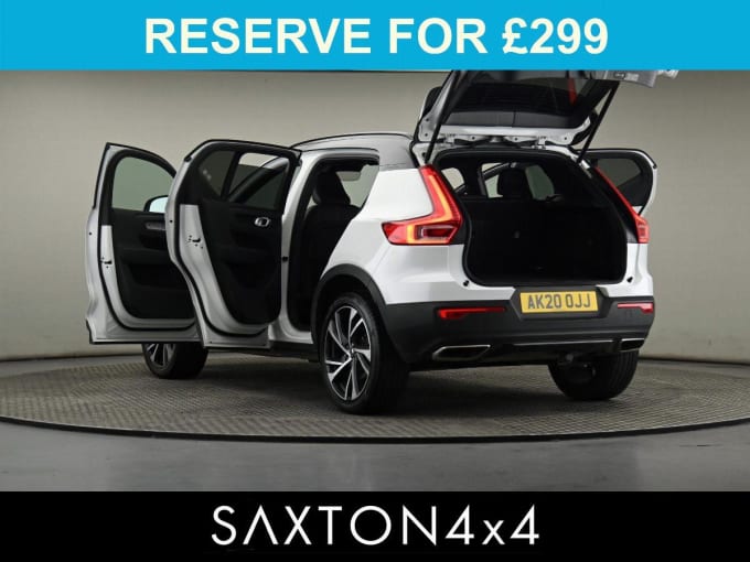 2025 Volvo Xc40