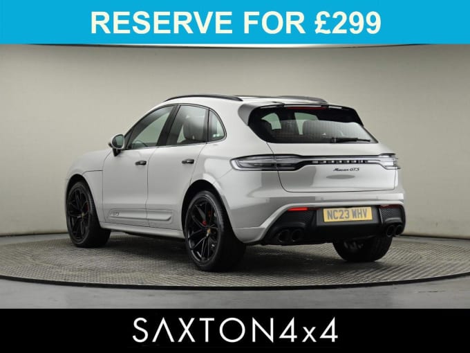 2025 Porsche Macan