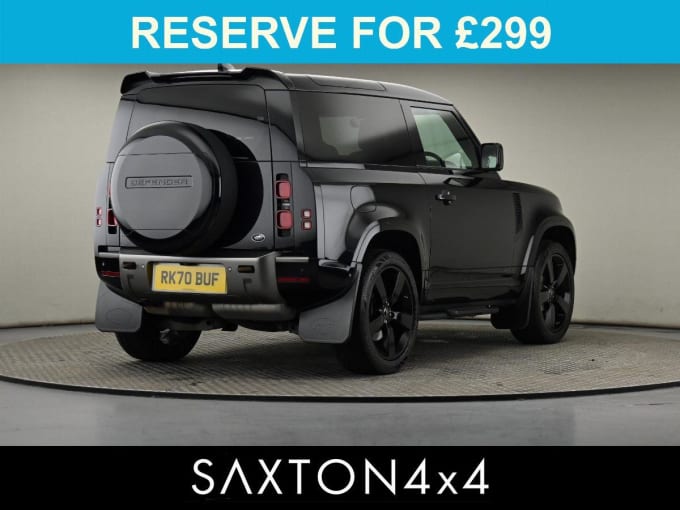 2025 Land Rover Defender 90