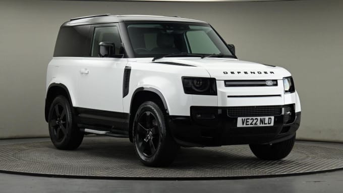 2025 Land Rover Defender 90