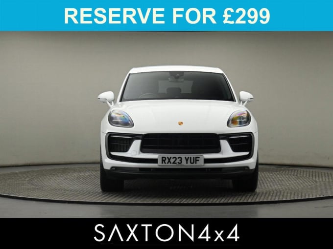 2025 Porsche Macan