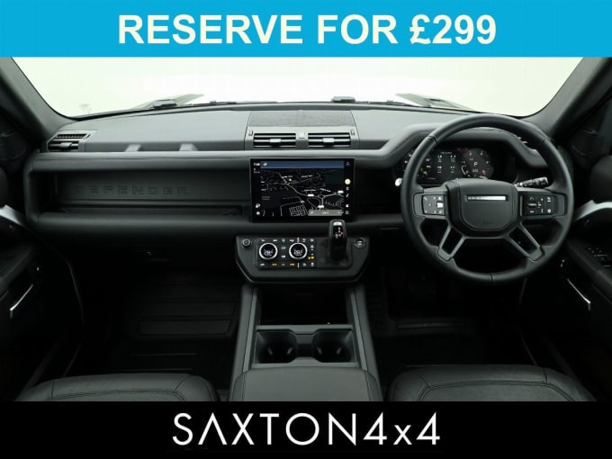 2025 Land Rover Defender 90