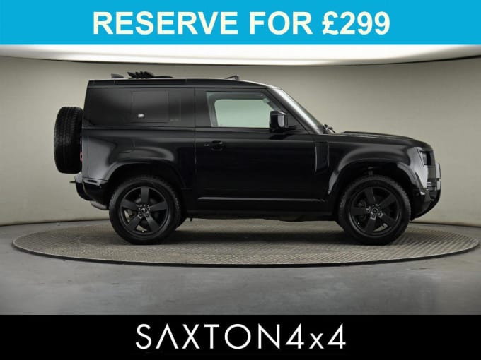 2025 Land Rover Defender 90
