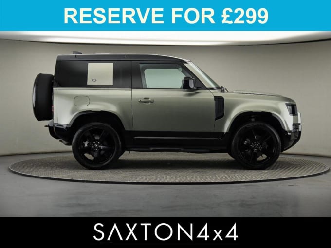 2025 Land Rover Defender 90