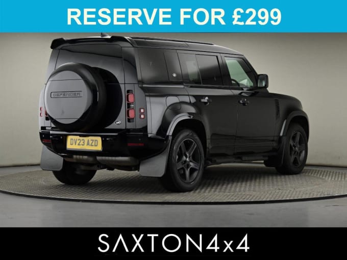 2025 Land Rover Defender 110
